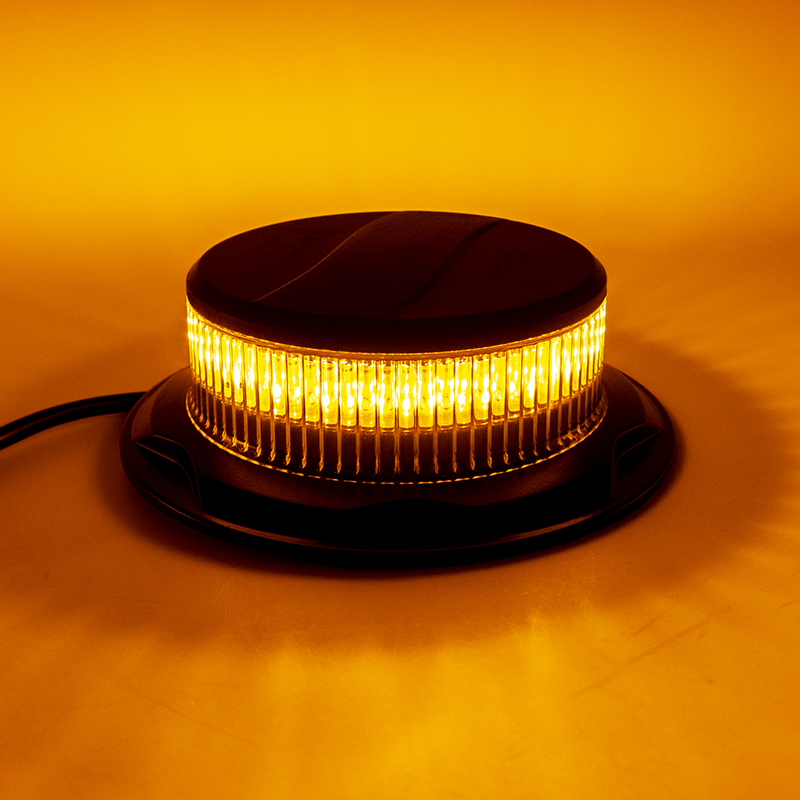 Cette balise d'avertissement à LED à profil bas est devenue un nouveau favori dans l'industrie des feux d'avertissement.